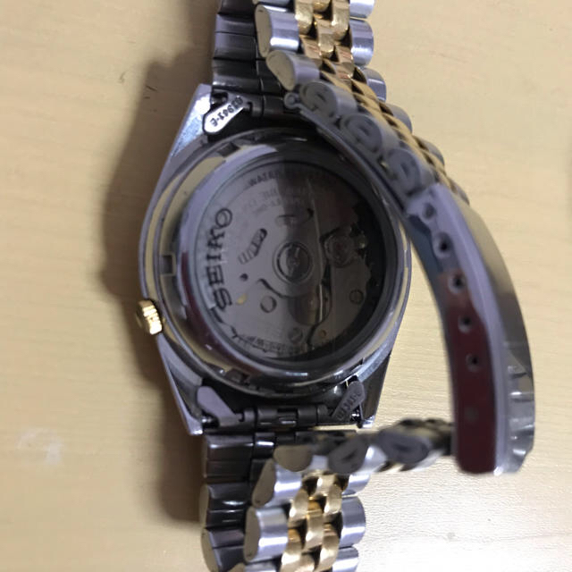 SEIKO(セイコー)のSEIKO5 ［金銀コンビ］機械式 メンズの時計(腕時計(アナログ))の商品写真