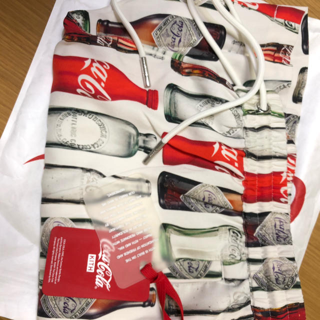 Kith Coca-Cola BottlesPrintHardawayShort メンズのパンツ(ショートパンツ)の商品写真