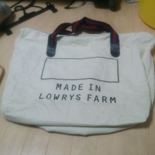 ローリーズファーム(LOWRYS FARM)の2泊3日もOK!!バック(スーツケース/キャリーバッグ)