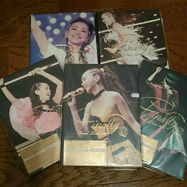 安室奈美恵 ～Finally～ 全5公演 ブルーレイセット 新品 初回限定盤   エンタメ/ホビーのDVD/ブルーレイ(ミュージック)の商品写真