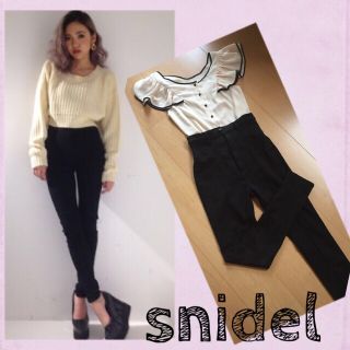 スナイデル(SNIDEL)の値下げ！ ハイウエストスキニーパンツ(スキニーパンツ)