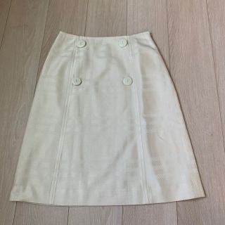 クレージュ(Courreges)のcourreges  白  スカート(ひざ丈スカート)