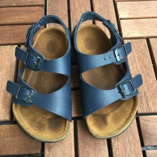 ビルケンシュトック(BIRKENSTOCK)のビルケンシュトック キッズサンダル 19㎝ ネイビー(サンダル)