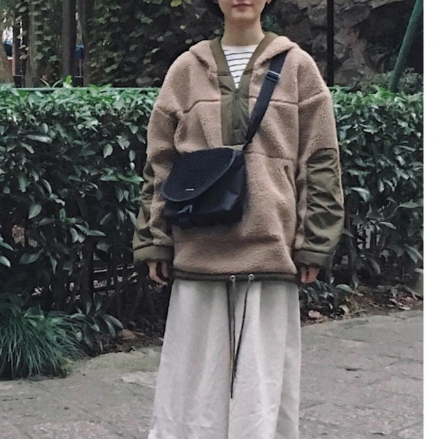 KBF ボアBIGフーディー | chicshabu.com
