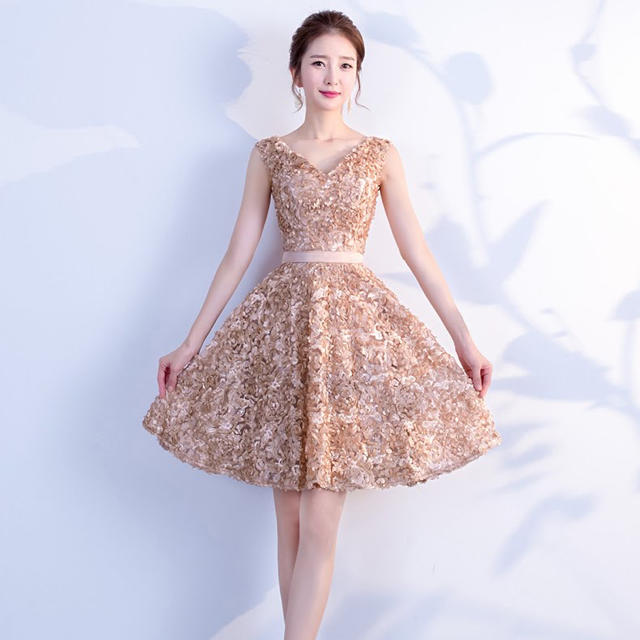 ノースリーブ Aライン ワンピース ドレス ゴールド レディースのフォーマル/ドレス(ミニドレス)の商品写真