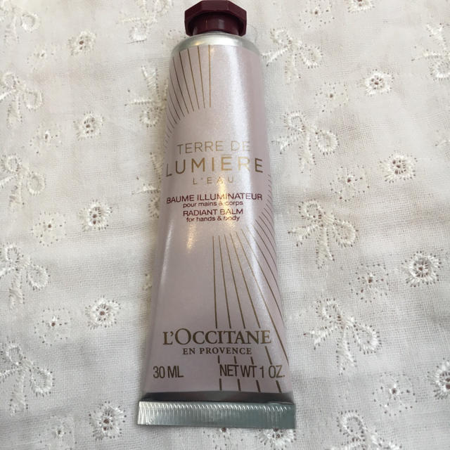 L'OCCITANE(ロクシタン)のL'OCCITANE テールドルミエール 30ml コスメ/美容のボディケア(ハンドクリーム)の商品写真