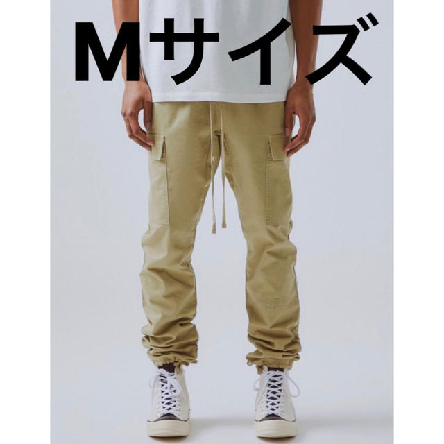 FEAR OF GOD(フィアオブゴッド)のFOG essentials cargo pants Mサイズ メンズのパンツ(ワークパンツ/カーゴパンツ)の商品写真