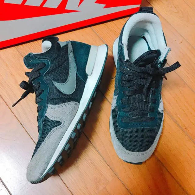 NIKE(ナイキ)のsevenland様○NIKE○インターナショナリスト○23センチ レディースの靴/シューズ(スニーカー)の商品写真