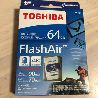 トウシバ(東芝)のFlashAir フラッシュエアー 64GB(ミラーレス一眼)
