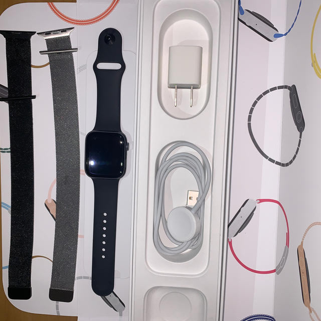 Apple Watch(アップルウォッチ)のApple Watch Series 4（GPS）- 44mm おまけ付き メンズの時計(腕時計(デジタル))の商品写真