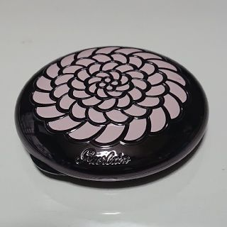 ゲラン(GUERLAIN)のメグ様 専用出品(フェイスパウダー)