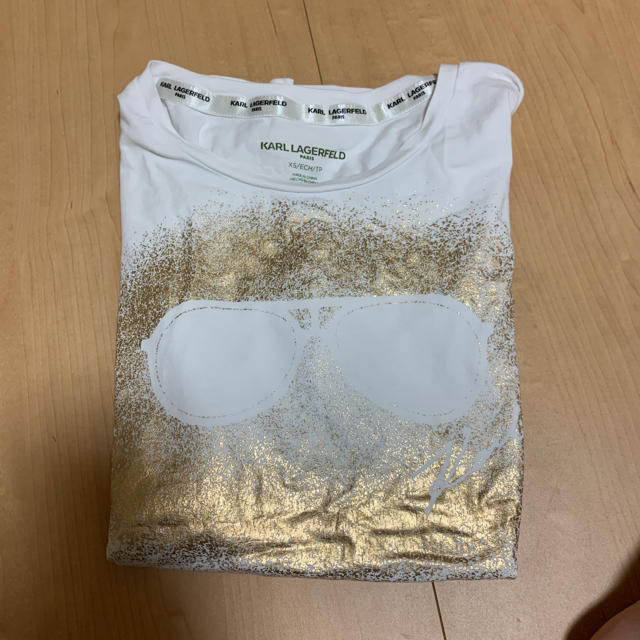 Karl Lagerfeld(カールラガーフェルド)のKARL LAGERFELD tシャツ レディースのトップス(Tシャツ(半袖/袖なし))の商品写真