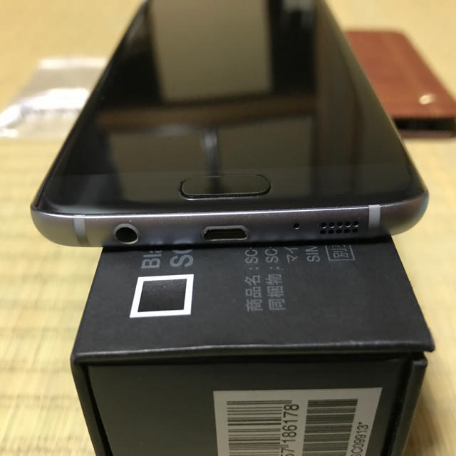 【極美品】GALAXY S7edge ケース2個付 SC-02H  SIM解除。