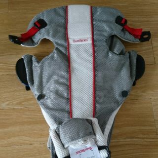 ベビービョルン(BABYBJORN)の【最終値引き】ベビービョルン　BABYBJORN(抱っこひも/おんぶひも)