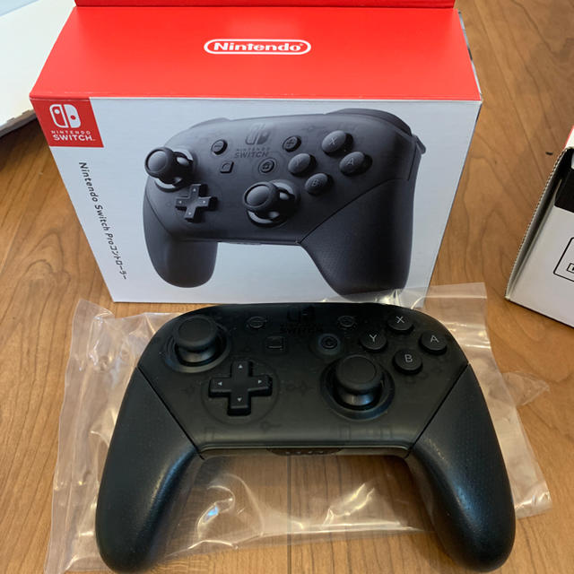 Nintendo Switch  Pro コントローラー