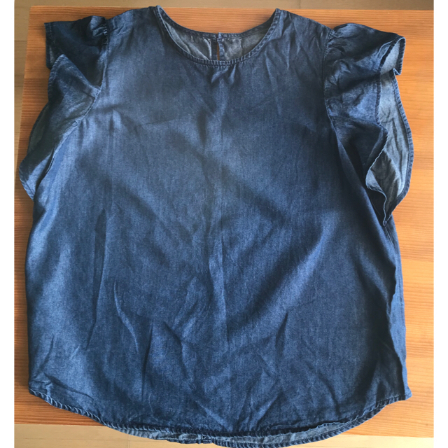 GU(ジーユー)のGUのブラウス レディースのトップス(シャツ/ブラウス(半袖/袖なし))の商品写真