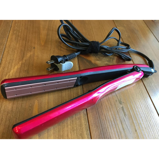 TESCOM(テスコム)のテスコム マイナスイオンヘアーアイロン ＩＴＨ１８０５−Ｐ　スパークルピンク スマホ/家電/カメラの美容/健康(ヘアアイロン)の商品写真