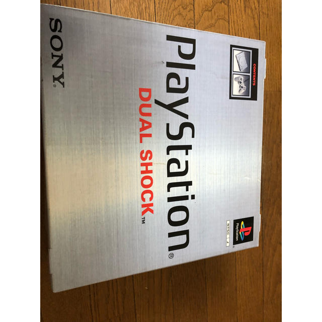 PlayStation2(プレイステーション2)のプレイステーション エンタメ/ホビーのゲームソフト/ゲーム機本体(家庭用ゲーム機本体)の商品写真