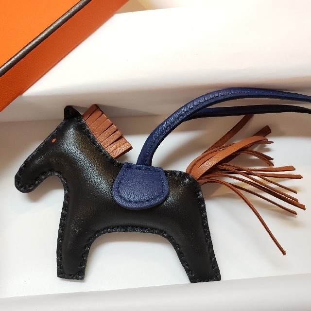 H - らら様ご専用!新品 ☆ エルメス ロデオチャームpm の通販
