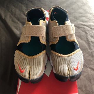 ナイキ(NIKE)のNIKE ナイキ エアリフト  ゴールド25cm(スニーカー)