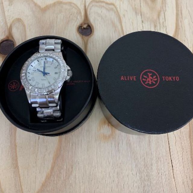 ◆新品未使用◆ALIVE腕時計　ILLEST24　silver