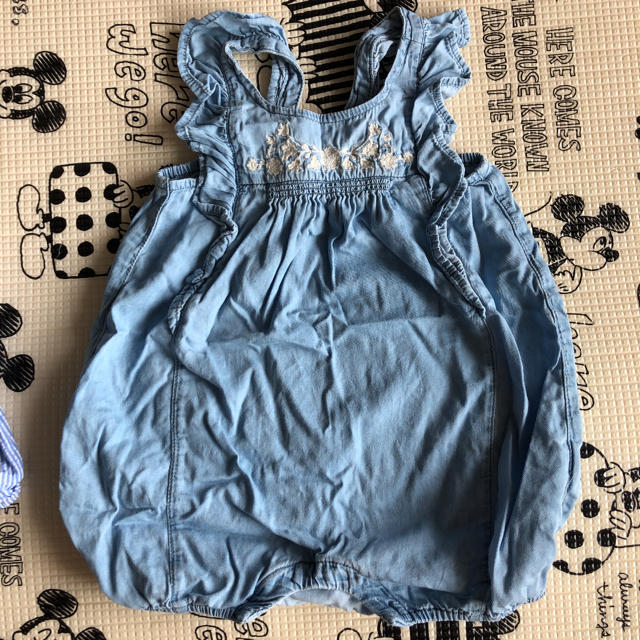 babyGAP(ベビーギャップ)のベビーギャップロンパース キッズ/ベビー/マタニティのベビー服(~85cm)(ロンパース)の商品写真