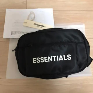 ESSENTIALS waist bag