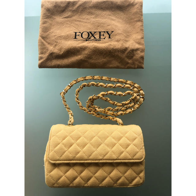 FOXEY(フォクシー)のFoxey フォクシー コットンキルティングチェーンバッグ レディースのバッグ(ショルダーバッグ)の商品写真