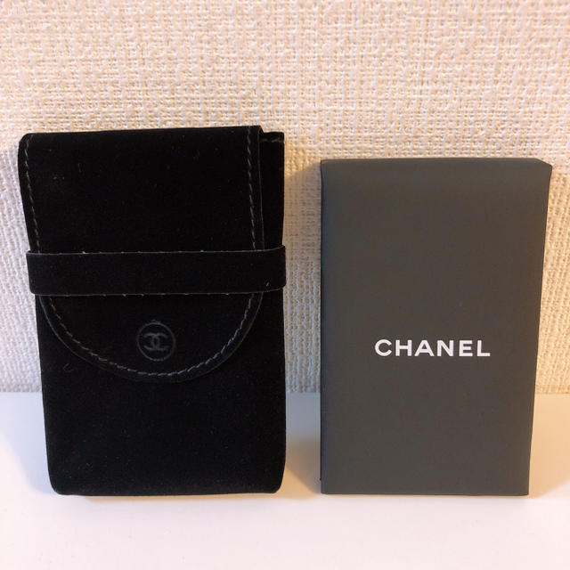 CHANEL(シャネル)の【新品】☆CHANELミラー付きあぶらとり紙☆ コスメ/美容のコスメ/美容 その他(その他)の商品写真