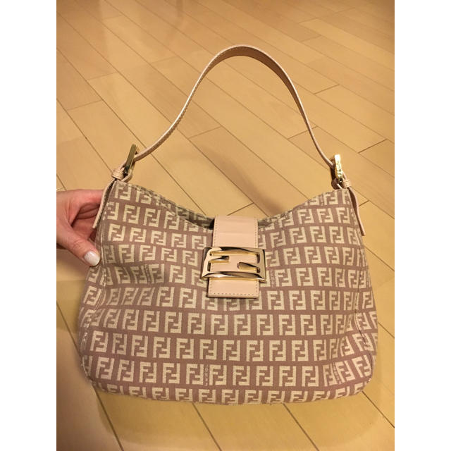 ハンドバッグFENDI バッグ