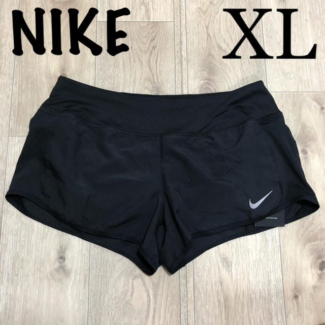 NIKE(ナイキ)のXL ナイキ ランパン ショートパンツ モノトーン ランニング パンツ レディースのパンツ(ショートパンツ)の商品写真