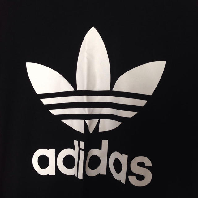 adidas(アディダス)の新品＊adidasロゴT レディースのトップス(Tシャツ(半袖/袖なし))の商品写真