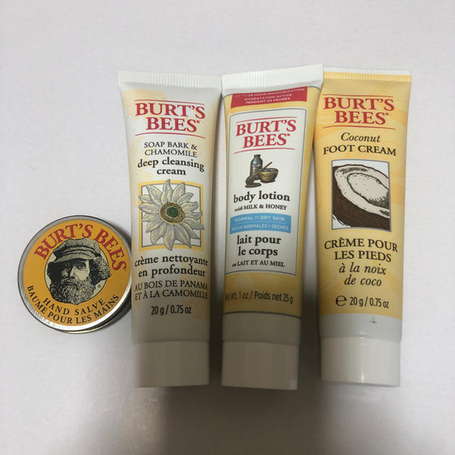 BURT'S BEES(バーツビーズ)のBURT'S BEES 4点セット コスメ/美容のボディケア(その他)の商品写真