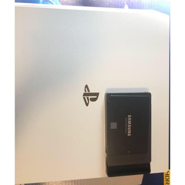 PS4PRO SSD付きゲームソフト/ゲーム機本体