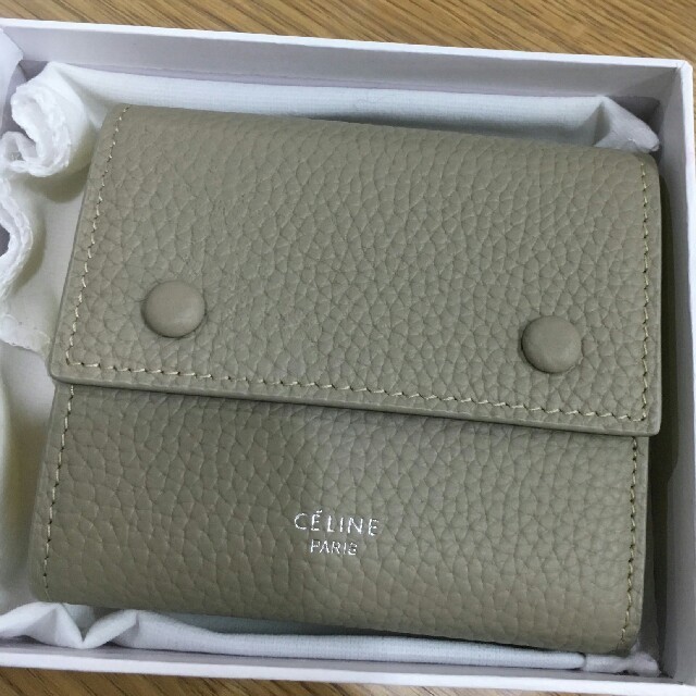 celine - CELINE 　セリーヌ　折り財布　カード入れ　小銭入れの通販 by イッセイSH9's shop｜セリーヌならラクマ