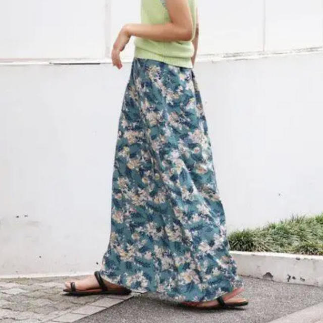 Ungrid(アングリッド)の☆売り切り価格☆ungrid 花柄ロングスカート レディースのスカート(ロングスカート)の商品写真