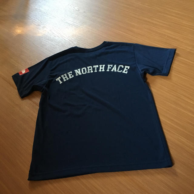 THE NORTH FACE(ザノースフェイス)のノースフェイス 胸ポケペイズリーガラロゴTシャツ Mサイズ メンズのトップス(Tシャツ/カットソー(半袖/袖なし))の商品写真