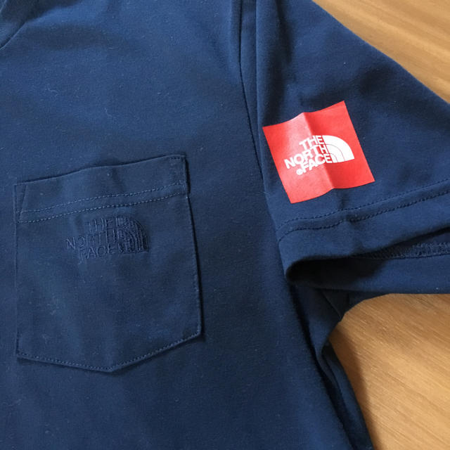 THE NORTH FACE(ザノースフェイス)のノースフェイス 胸ポケペイズリーガラロゴTシャツ Mサイズ メンズのトップス(Tシャツ/カットソー(半袖/袖なし))の商品写真