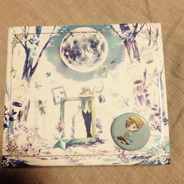  【初回限定盤】Hello,World! エンタメ/ホビーのCD(ボーカロイド)の商品写真