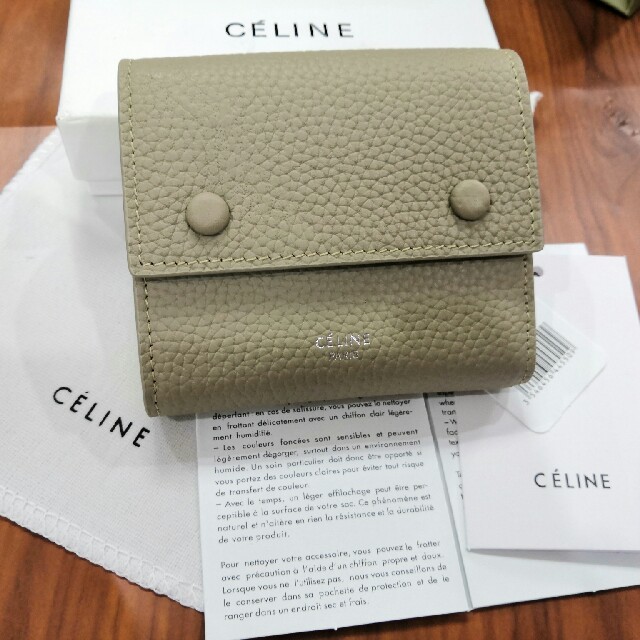 シャネル時計店舗スーパーコピー,celine-正規品Celine折り財布　三つたたみ　小銭、カードと札も入れ　人気 の通販byゲンザ💡ブロウ'sshop｜セリーヌならラクマ