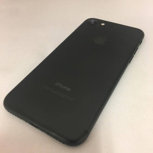 Softbank(ソフトバンク)のソフトバンク iPhone7 128GB ブラック （8-15） スマホ/家電/カメラのスマートフォン/携帯電話(スマートフォン本体)の商品写真