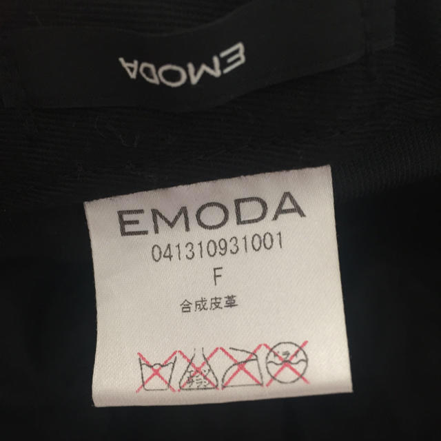 EMODA(エモダ)のEMODA レザーキャップ レディースの帽子(キャップ)の商品写真