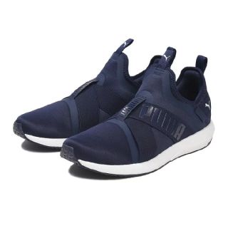 Puma 限定著名人愛用 プーマメガエナジー新品スリッポンスニーカー入手困難紺 の通販 By たつむし S Shop プーマならラクマ