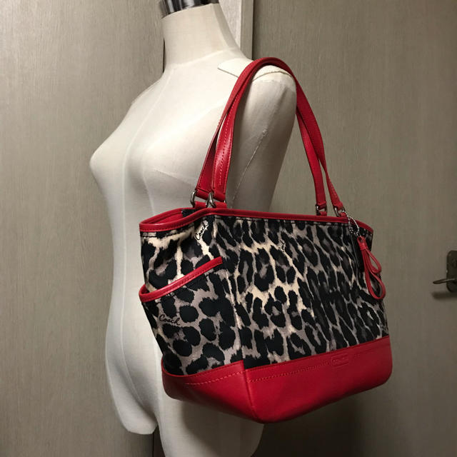 美品☆赤 アニマル ヒョウ柄 トート バック COACH - トートバッグ
