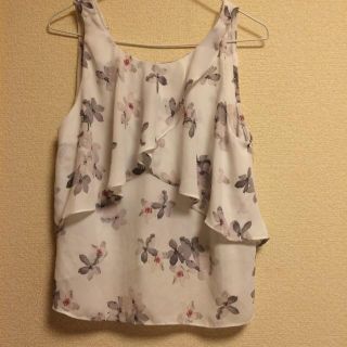 ザラ(ZARA)のZARA♡花柄タンク(タンクトップ)