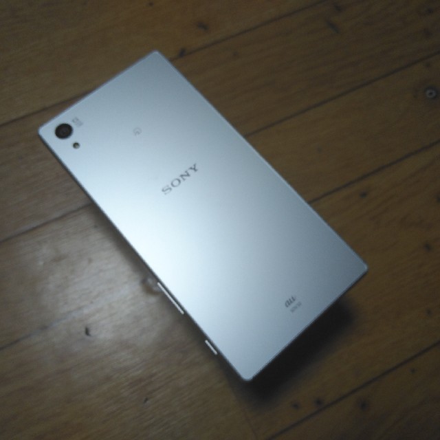 Xperia(エクスペリア)のxperia z5 sov32 ジャンク シムロック解除済 スマホ/家電/カメラのスマートフォン/携帯電話(スマートフォン本体)の商品写真