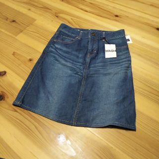 ギャップ(GAP)の新品未使用 GAP 膝丈デニムスカート(ひざ丈スカート)