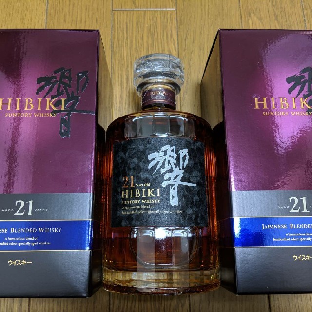 山ちゃん様専用 響21年 三本セット 食品/飲料/酒 酒 食品/飲料/酒 酒 ...