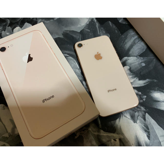 iPhone8 ピンクゴールド 256G 本体 - スマートフォン本体