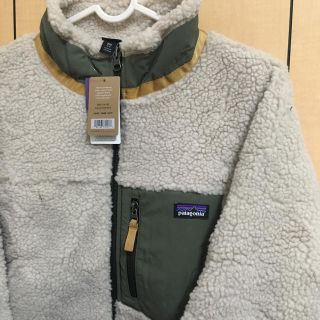 パタゴニア(patagonia)の【新品・未使用】Patagonia! Boys レトロX！カーキ！ XXL!(ブルゾン)